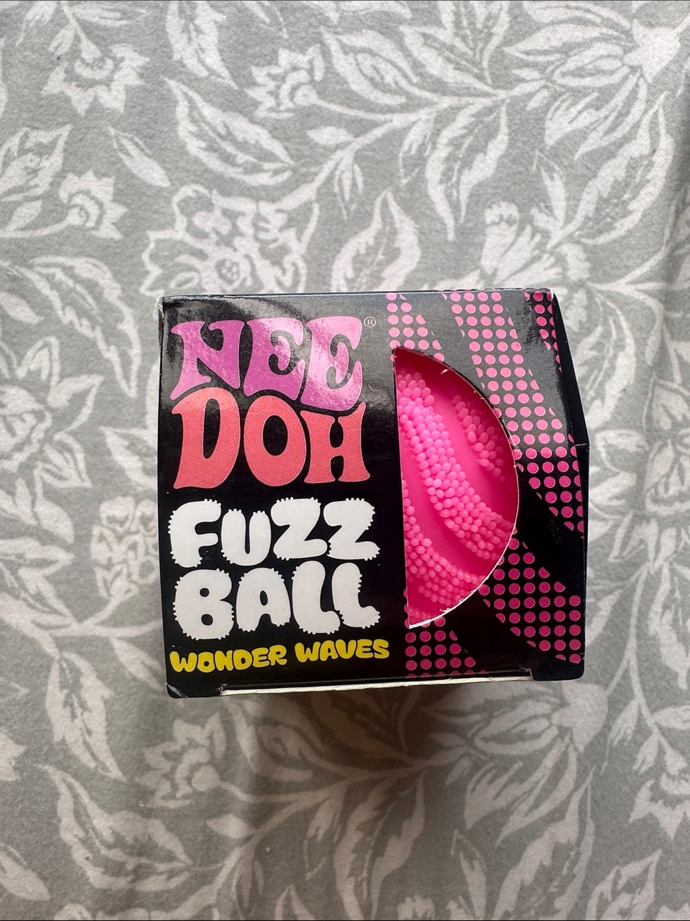 Fuzz Ball Wonder Waves - Pink
